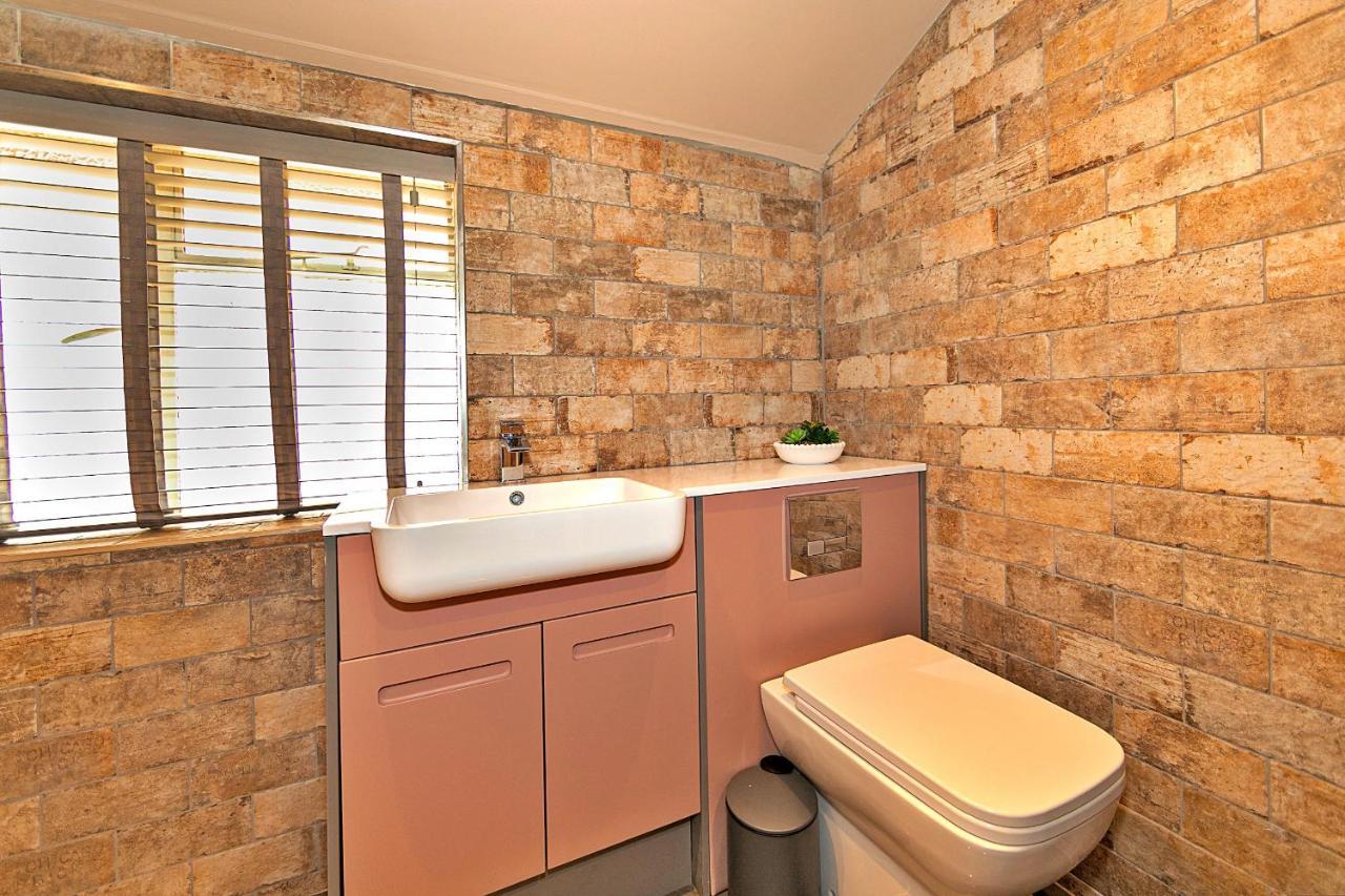Finest Retreats - Chocolate Box Cottage Potton Bagian luar foto